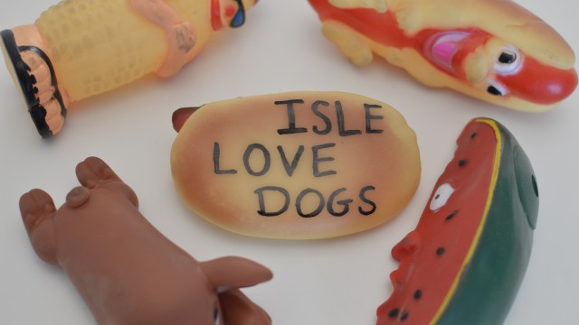 Isle Love Dogs